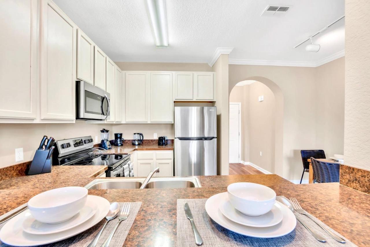 2Br Condo - W Hot Tub & Pool - Near Disney Orlando Kültér fotó